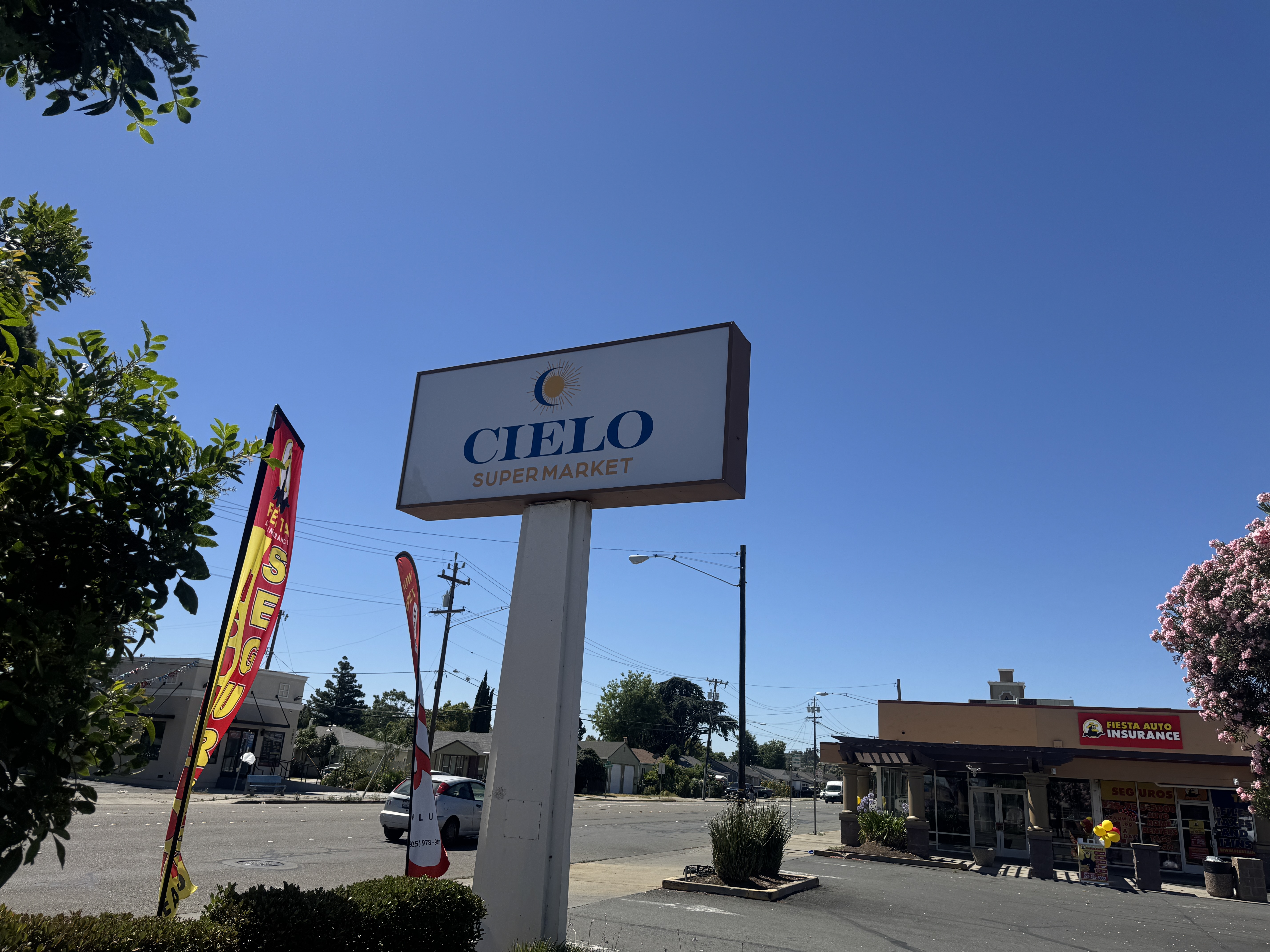 Cielo freestanding pylon sign