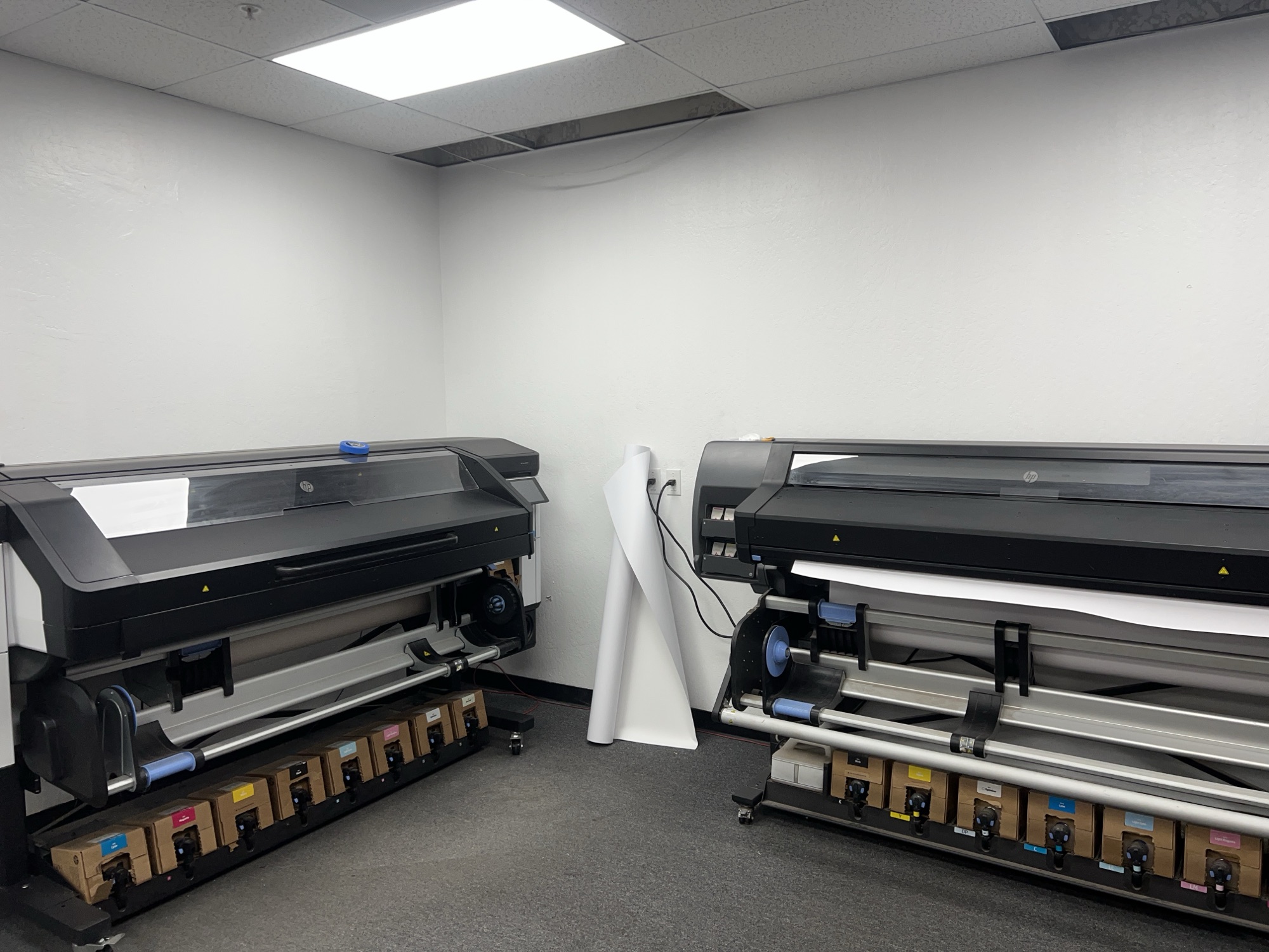 HP Latex roll-to-roll printers