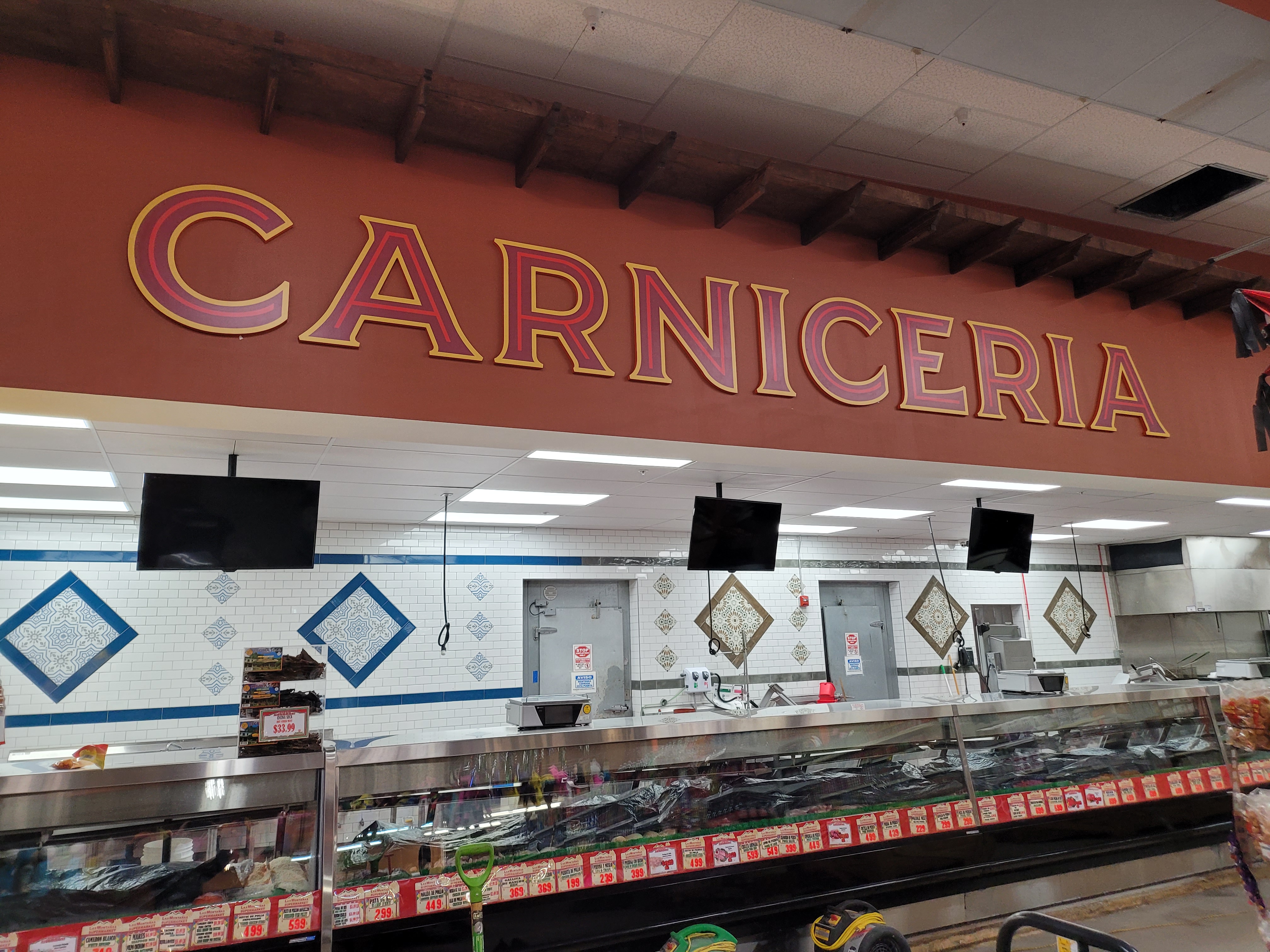 Carnicería dimensional letters