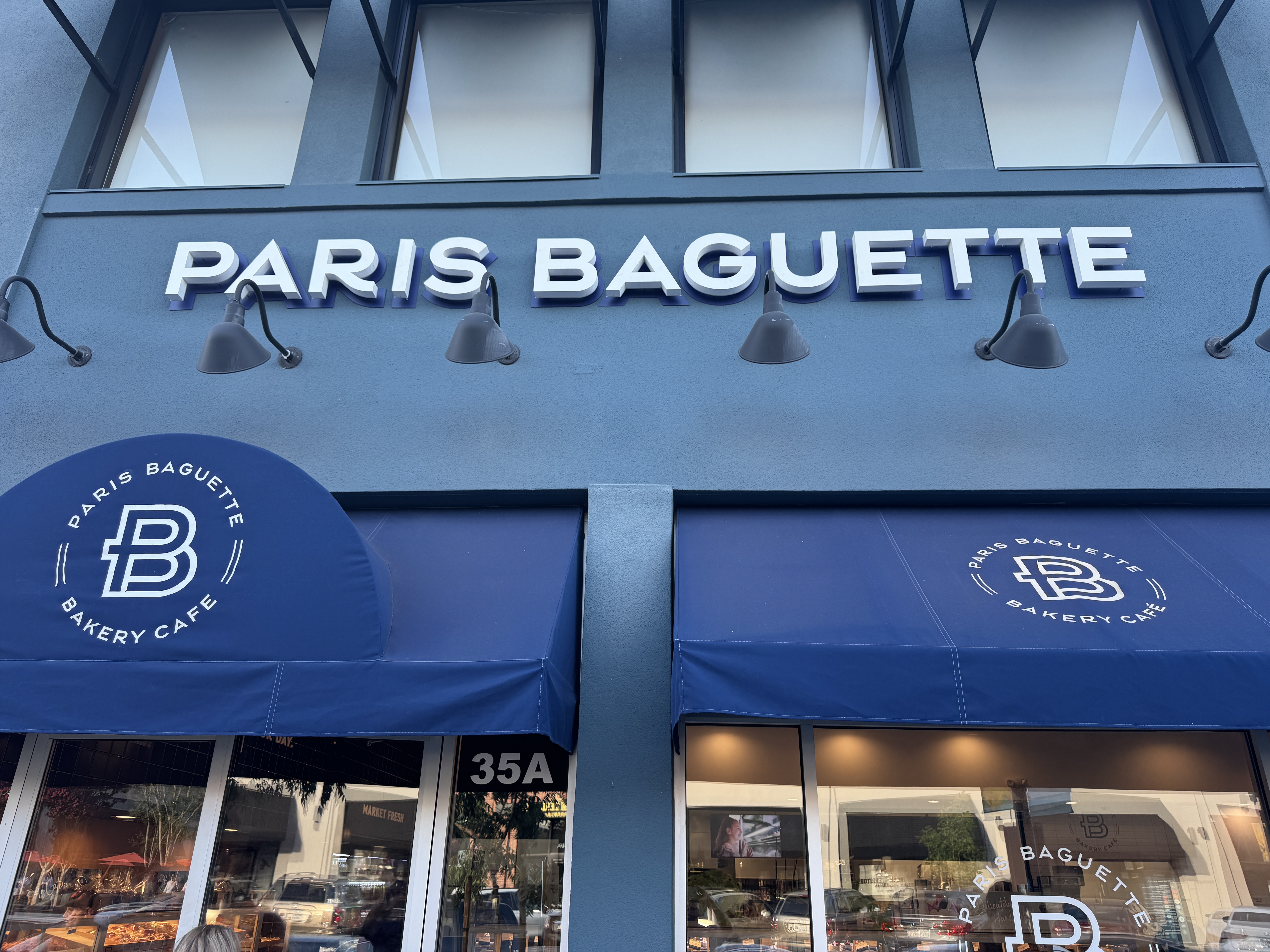 Paris Baguette Pleasant Hill storefront sign
