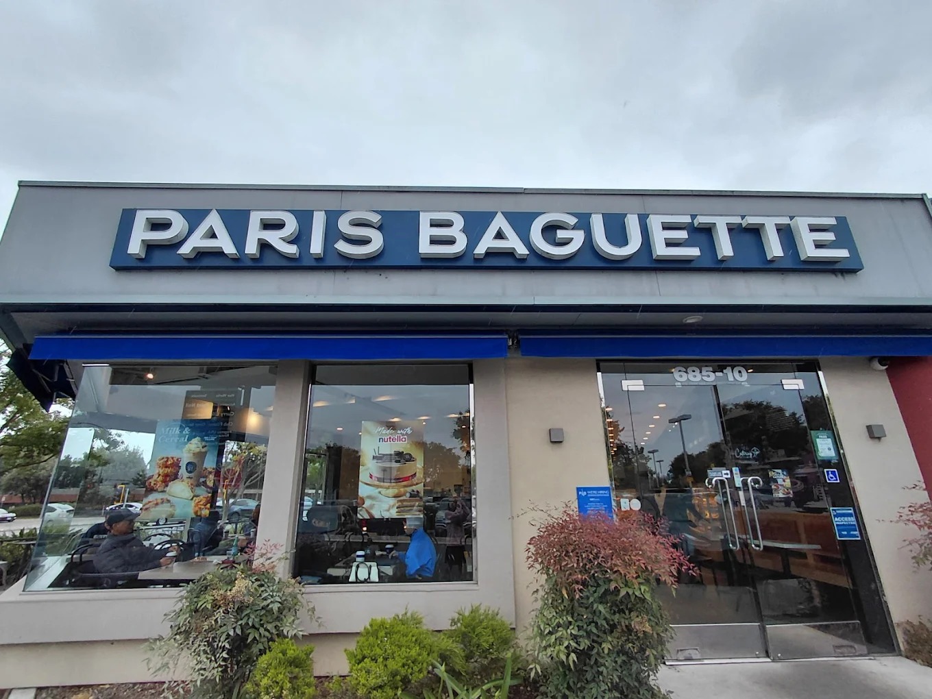 Paris Baguette Saratoga storefront sign