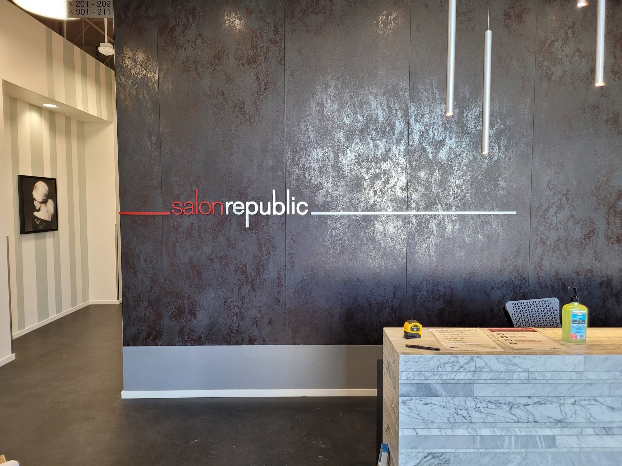 ADA and lobby signage for Salon Republic in Sunnyvale